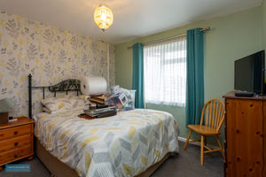 Bedroom- click for photo gallery